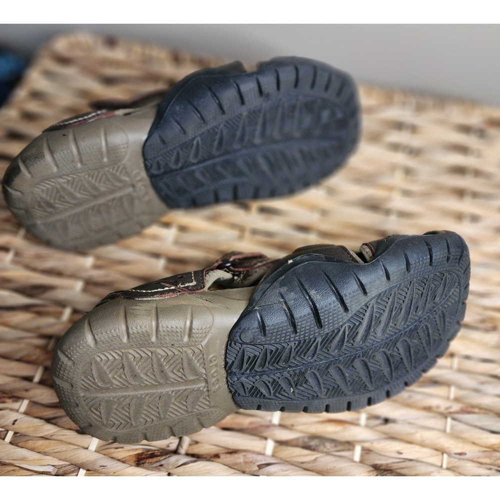 Crocs 204562 Mens M9 Brown Leather Fisherman Sandals Closed Toe Outdoor - Picture 7 of 9
